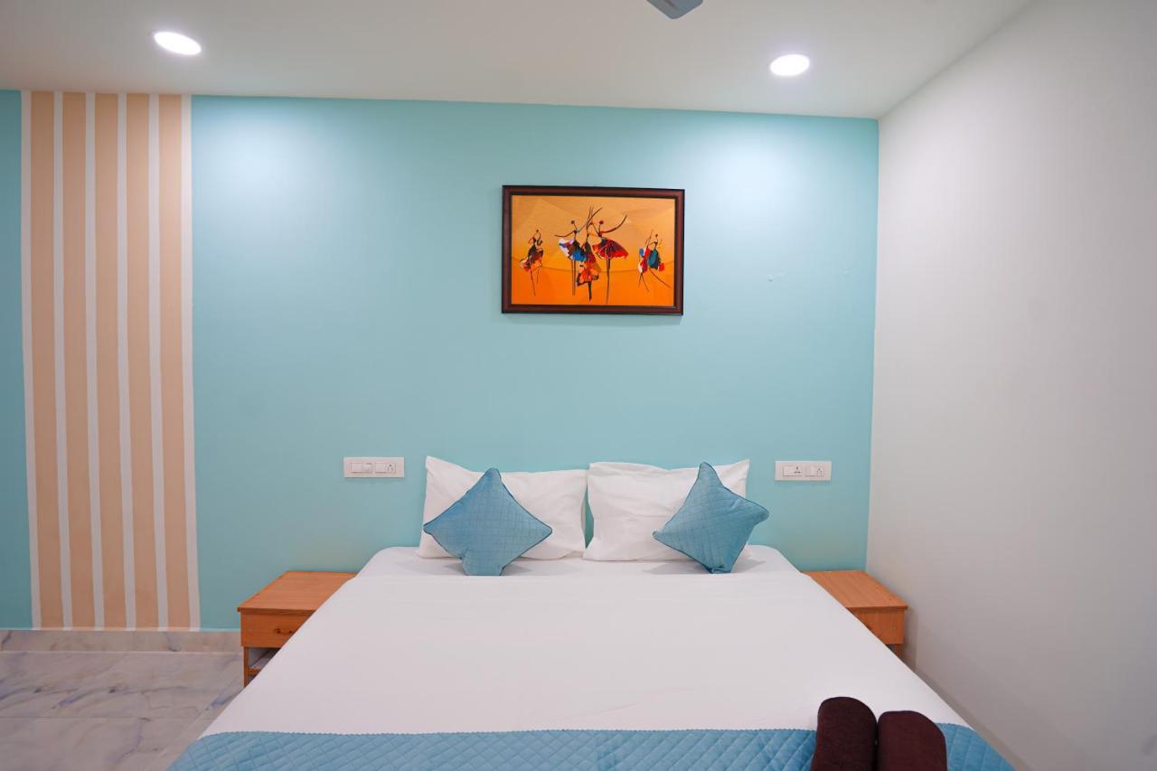 Mahasri Studio Apartments- Brand New Fully Furnished Air Conditioned Studio Apartments Tirupati Esterno foto
